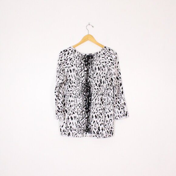 *Le Chateau Black & White Cheetah Print - Picture 6 of 6